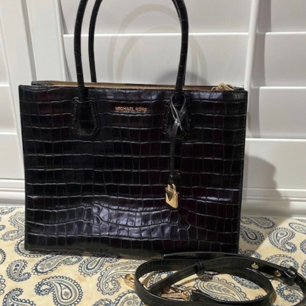 Michael Kors Large Mercer Tote